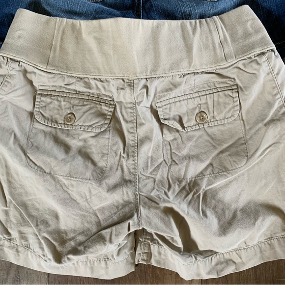 Maternity shorts Denim and Kahki 2 pair - Picture 4 of 6